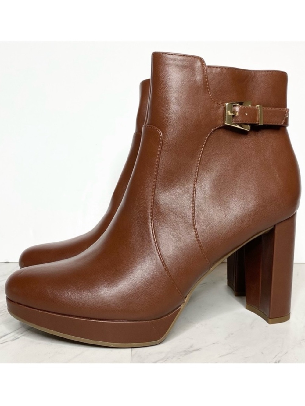 Naturalizer Braxton Brown Faux Leather Heeled Bootie 10M